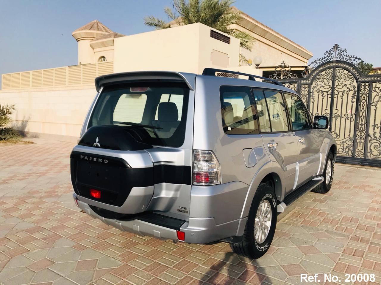  Mitsubishi / Pajero Stock No. 20008